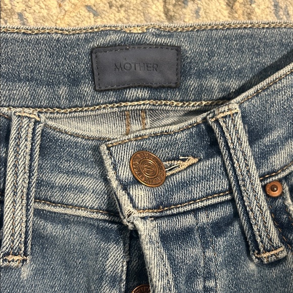 MOTHER tomcat ankle fray - Picture 3 of 3